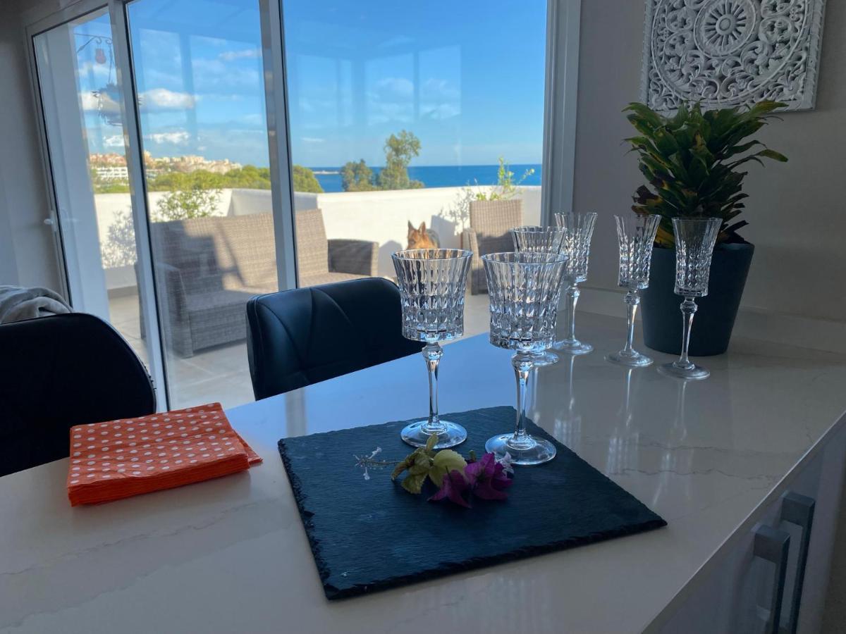 On The Beach - Penthouse On The Mediterranean Estepona Exteriör bild
