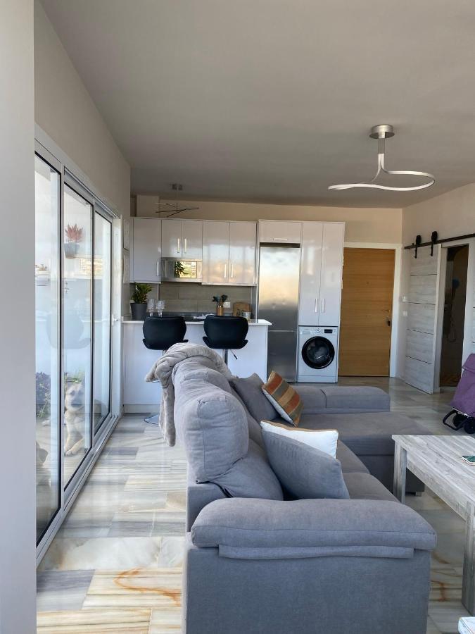 On The Beach - Penthouse On The Mediterranean Estepona Exteriör bild