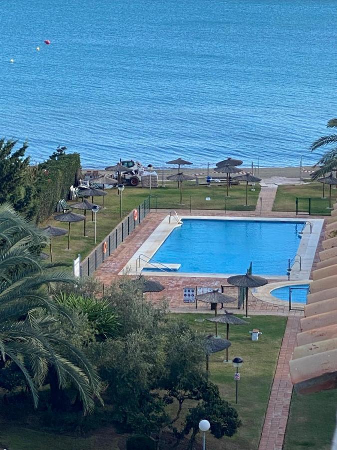 On The Beach - Penthouse On The Mediterranean Estepona Exteriör bild