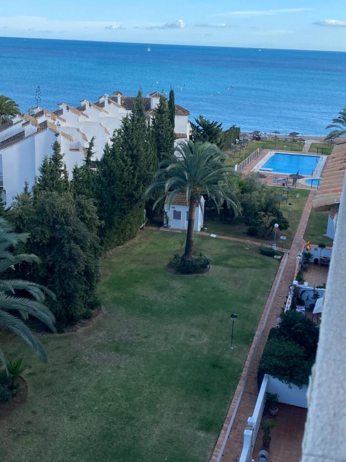 On The Beach - Penthouse On The Mediterranean Estepona Exteriör bild