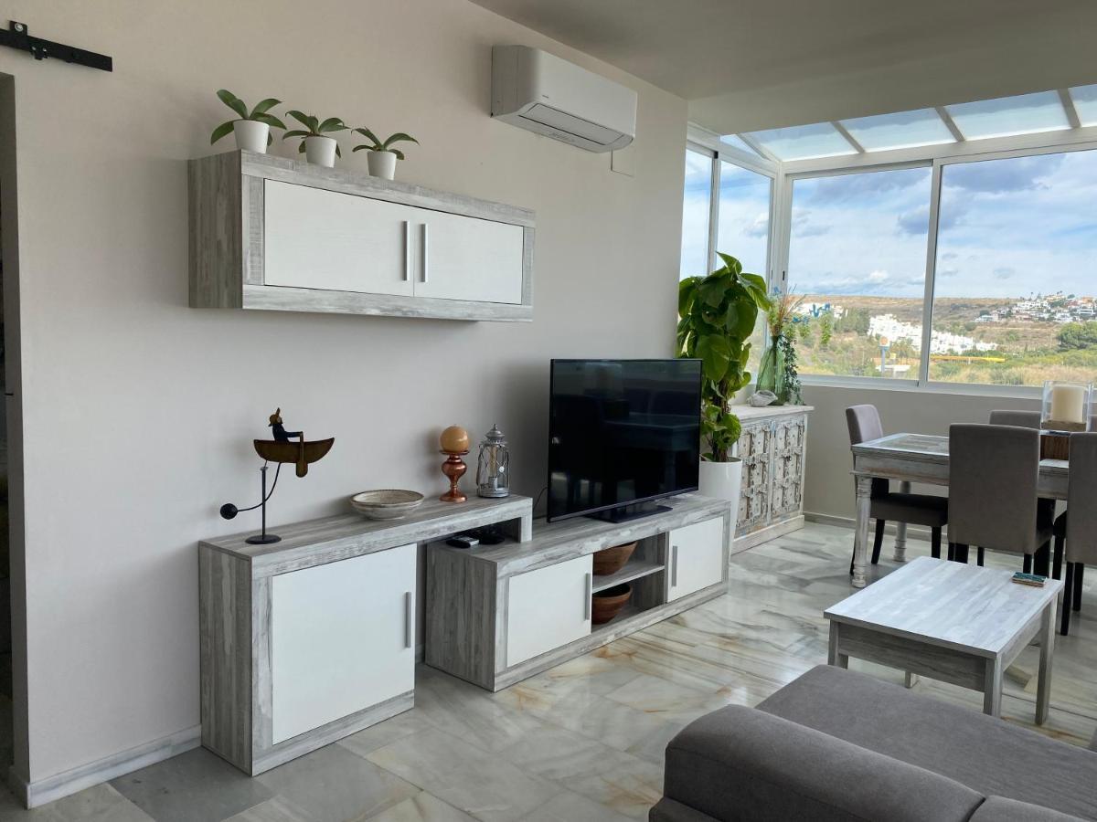 On The Beach - Penthouse On The Mediterranean Estepona Exteriör bild