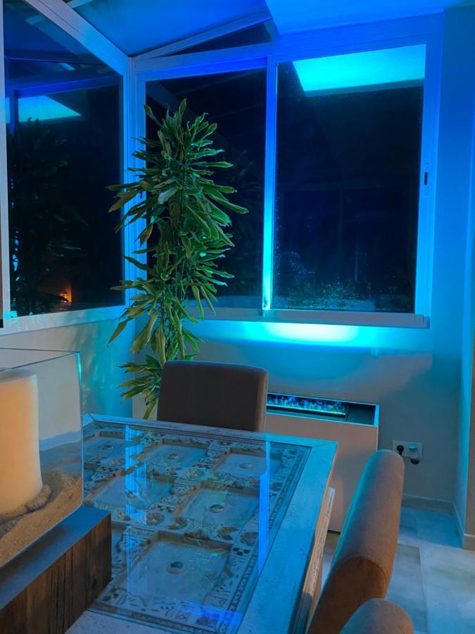 On The Beach - Penthouse On The Mediterranean Estepona Exteriör bild
